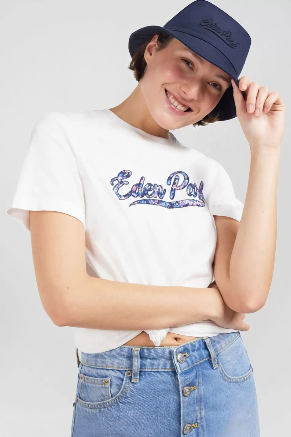 T-Shirts | Eden Park White T-Shirt With Floral Embroidery